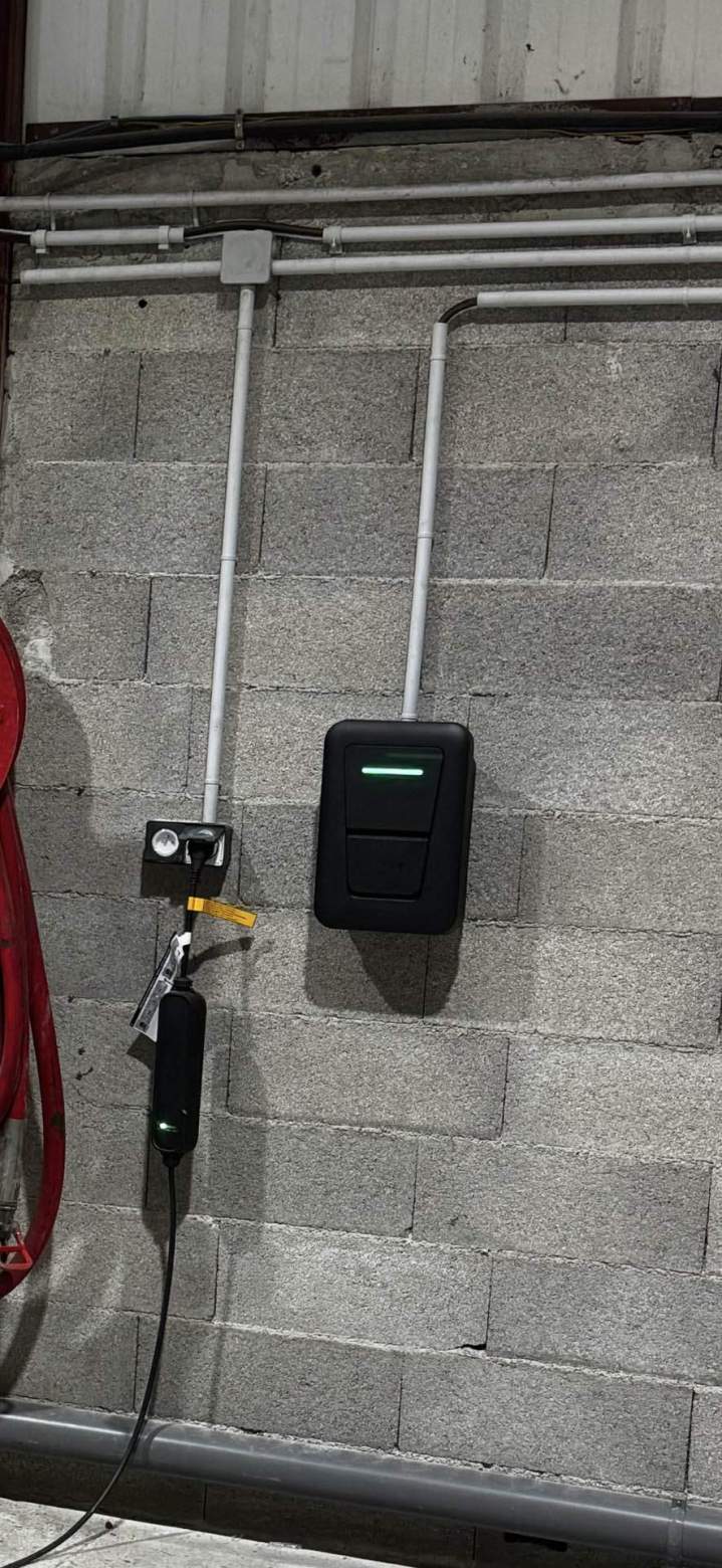 Borne électrique Bouches-du-Rhône