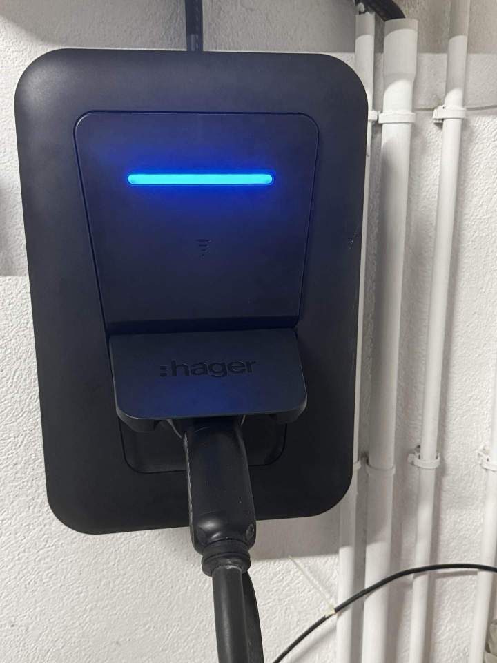 Borne électrique Bouches-du-Rhône